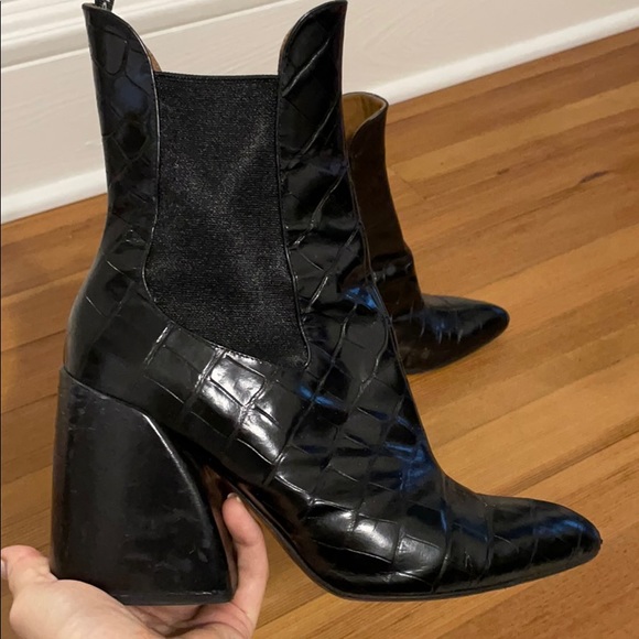 Chloe size 38- very lightly worn No longer fit :( - Picture 2 of 4